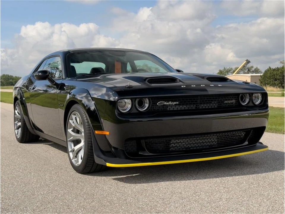 2023 Dodge Challenger 3rd Gen - Image 6 of 31