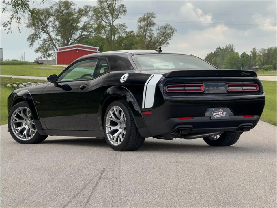 2023 Dodge Challenger 3rd Gen - Image 20 of 31