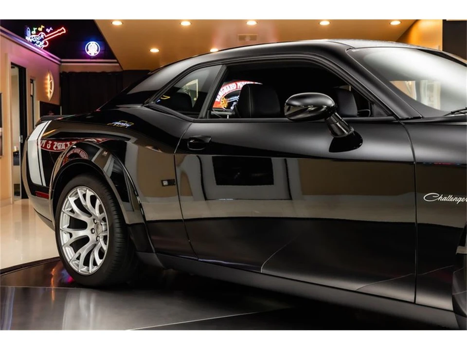 2023 Dodge Challenger 3rd Gen - Image 22 of 31