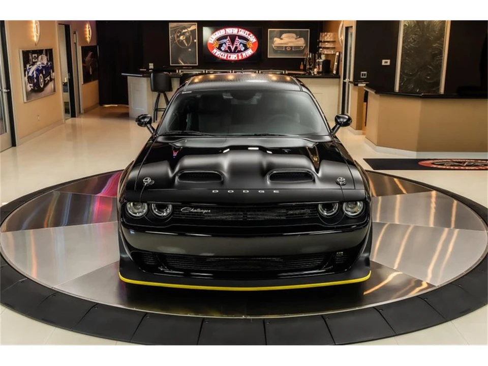 2023 Dodge Challenger 3rd Gen - Image 8 of 31