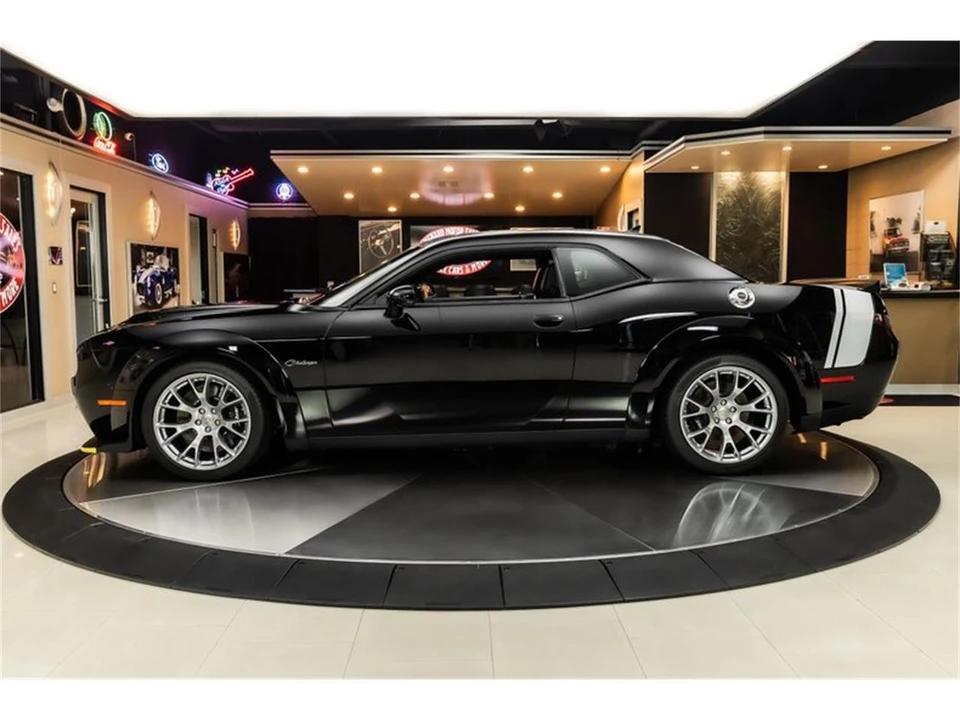 2023 Dodge Challenger 3rd Gen - Image 18 of 31