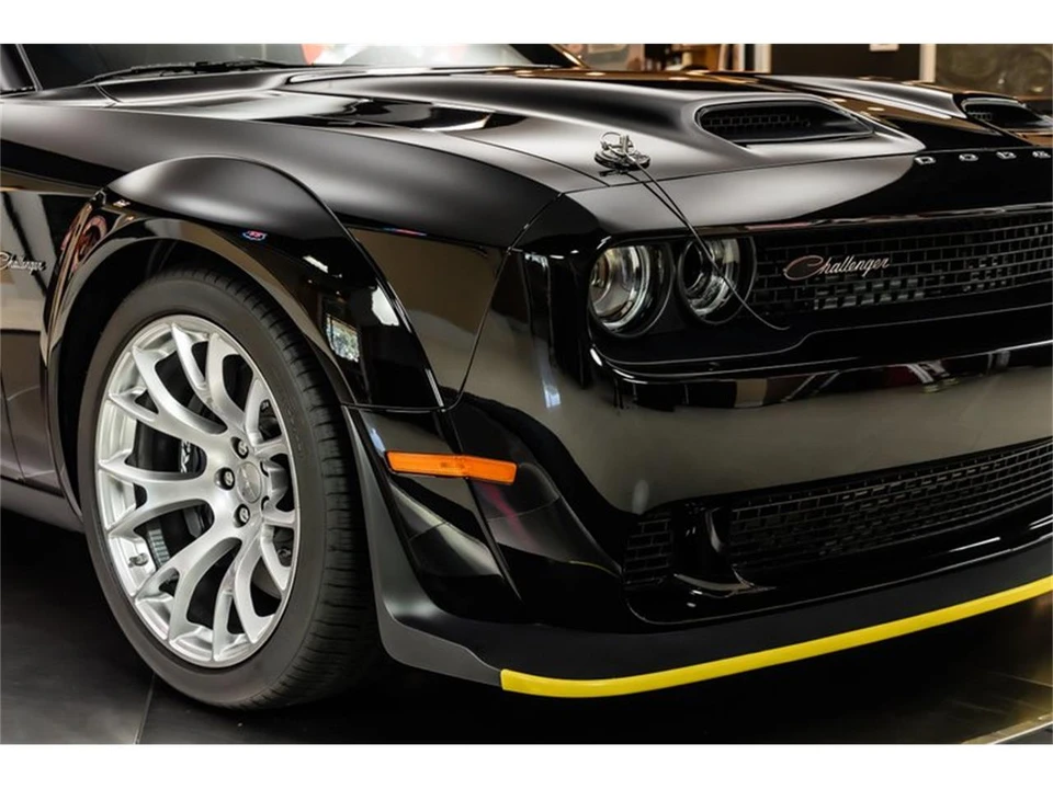 2023 Dodge Challenger 3rd Gen - Image 21 of 31