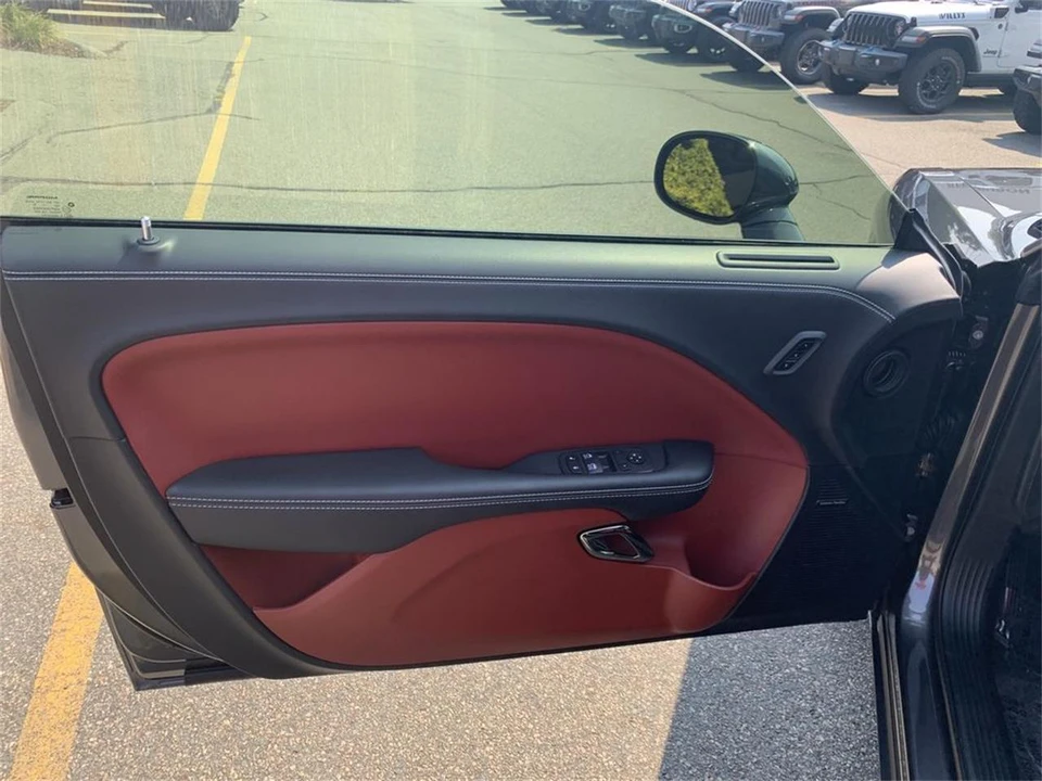 2023 Dodge Challenger 3rd Gen - Image 11 of 31