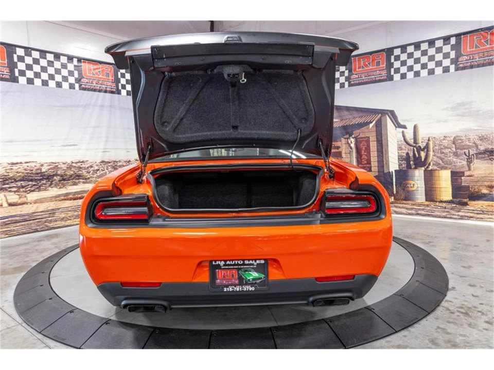 2023 Dodge Challenger 3rd Gen - Image 25 of 31