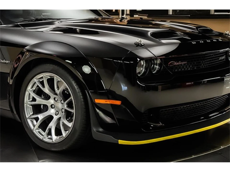 2023 Dodge Challenger 3rd Gen - Image 21 of 31