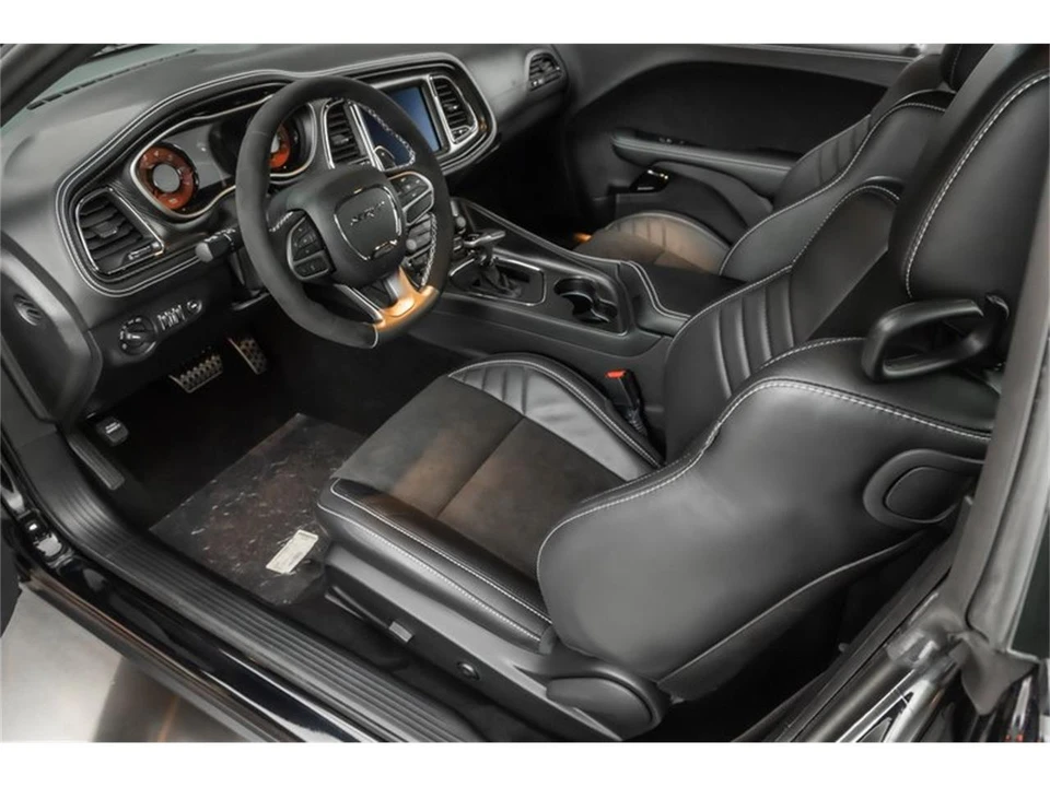 2023 Dodge Challenger 3rd Gen - Image 2 of 31