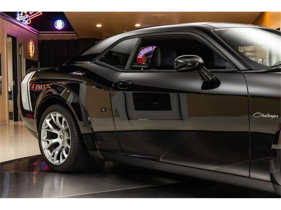 2023 Dodge Challenger 3rd Gen - Image 22 of 31