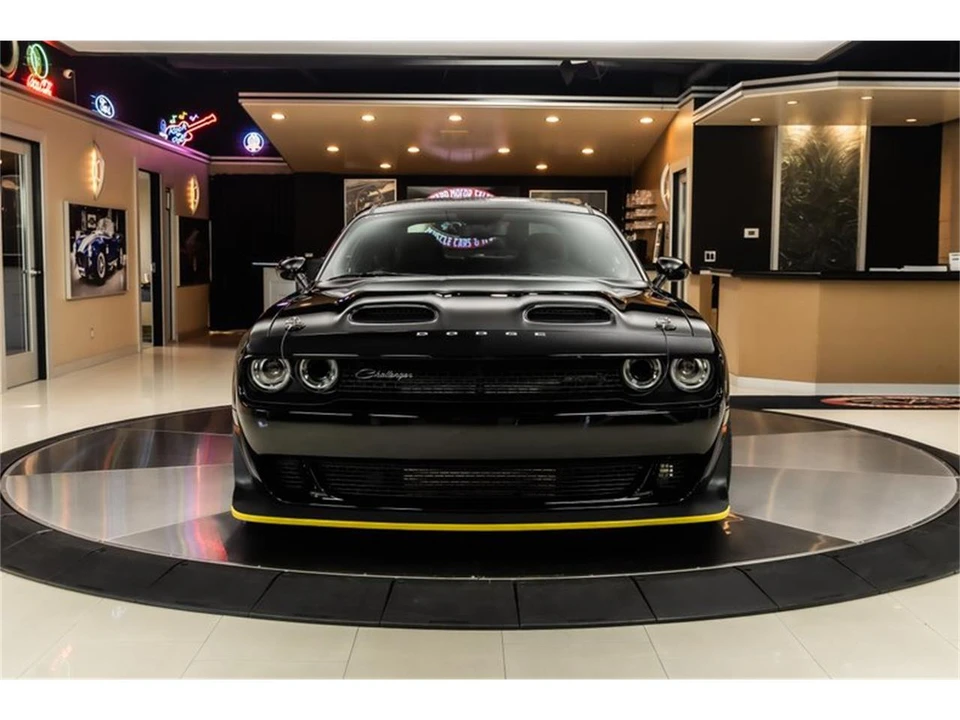 2023 Dodge Challenger 3rd Gen - Image 7 of 31