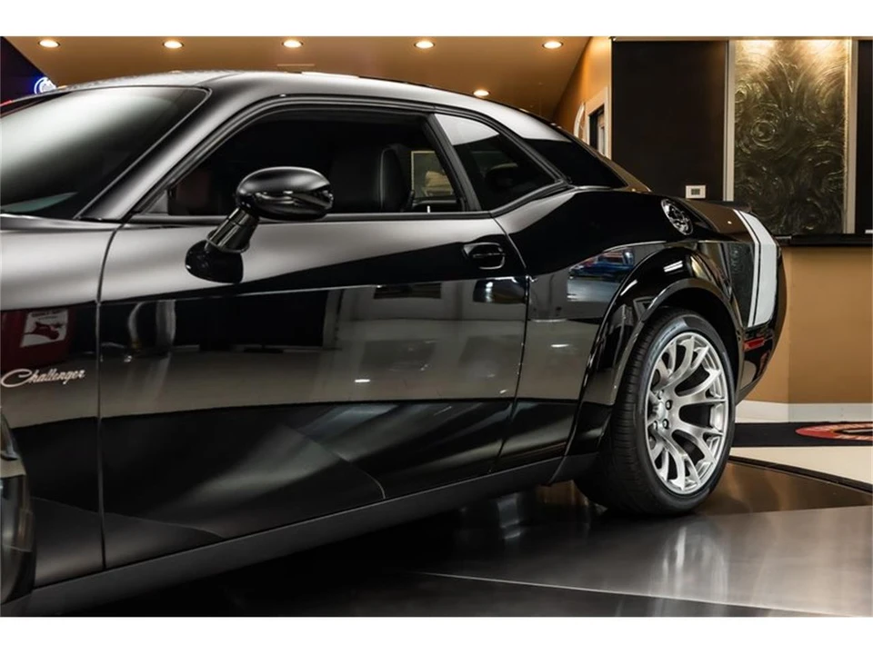 2023 Dodge Challenger 3rd Gen - Image 30 of 31