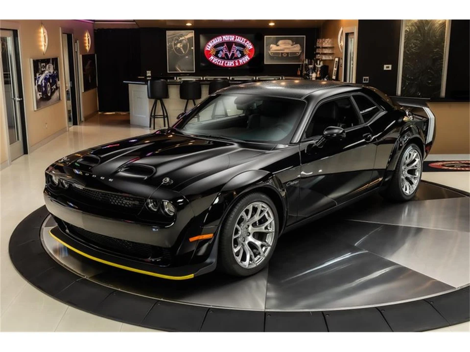 2023 Dodge Challenger 3rd Gen - Image 5 of 31