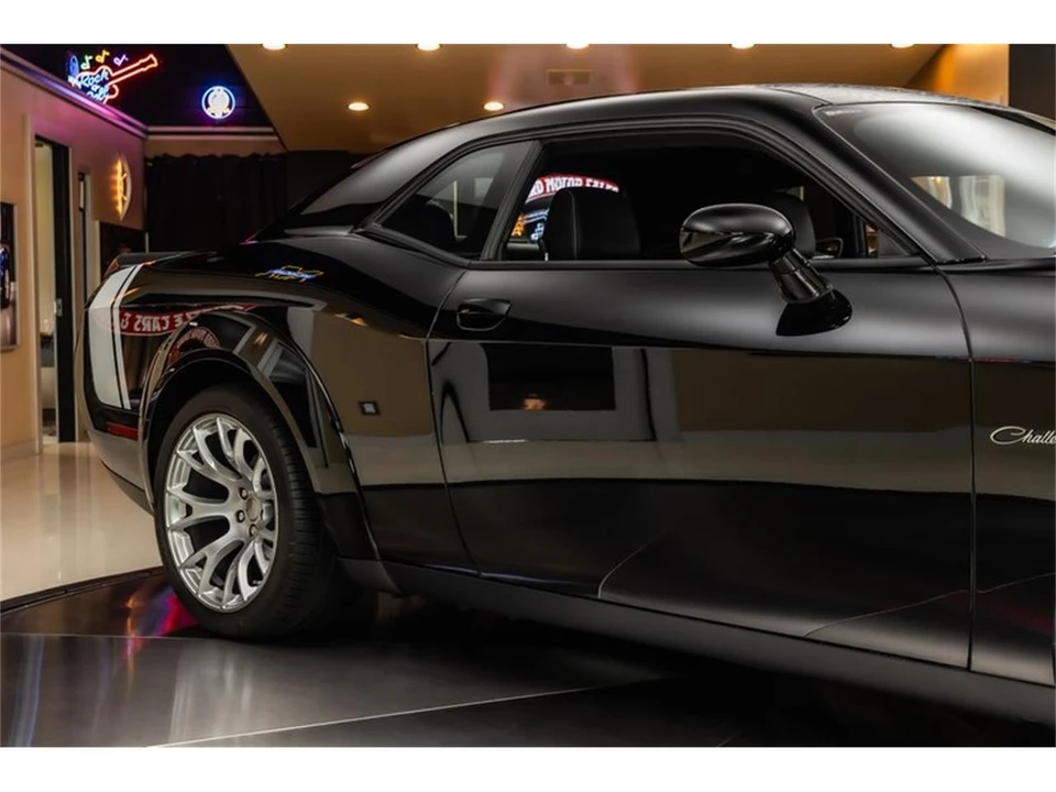 2023 Dodge Challenger 3rd Gen - Image 21 of 31