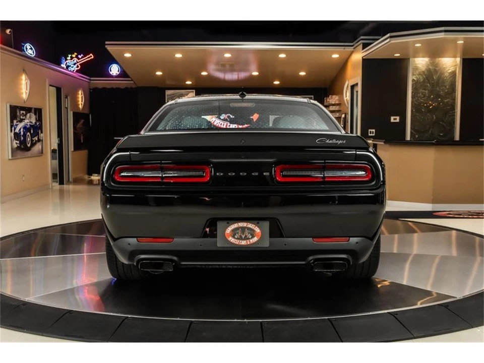 2023 Dodge Challenger 3rd Gen - Image 13 of 31