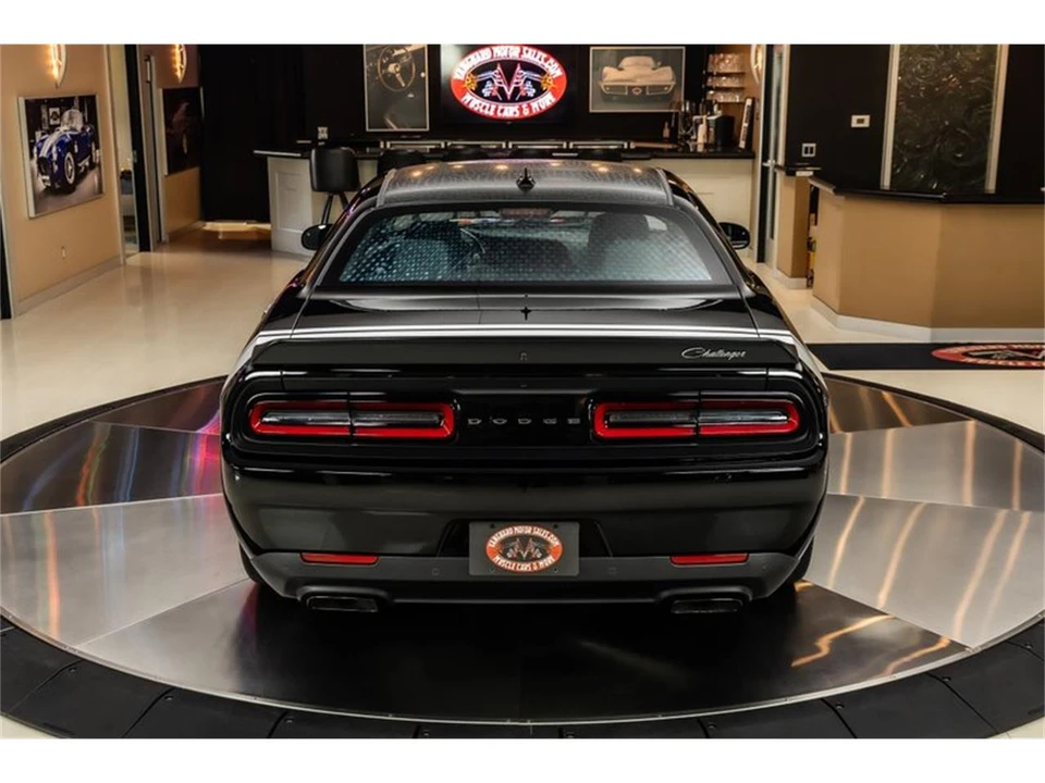 2023 Dodge Challenger 3rd Gen - Image 14 of 31