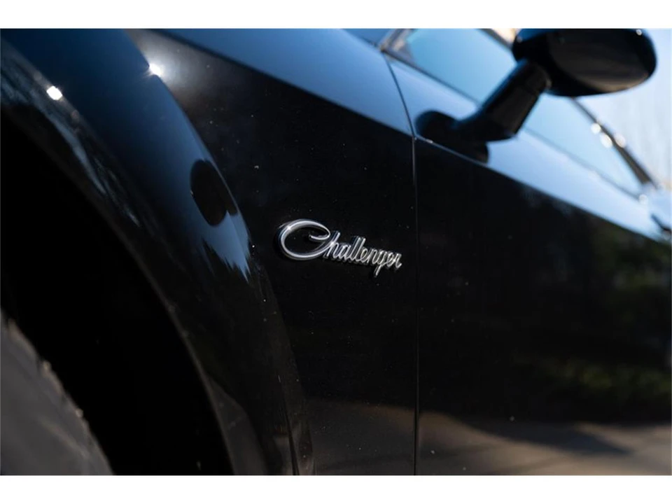 2023 Dodge Challenger 3rd Gen - Image 16 of 31