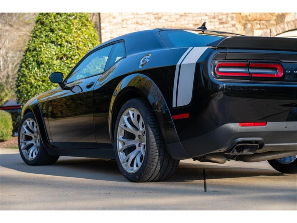 2023 Dodge Challenger 3rd Gen - Image 28 of 31