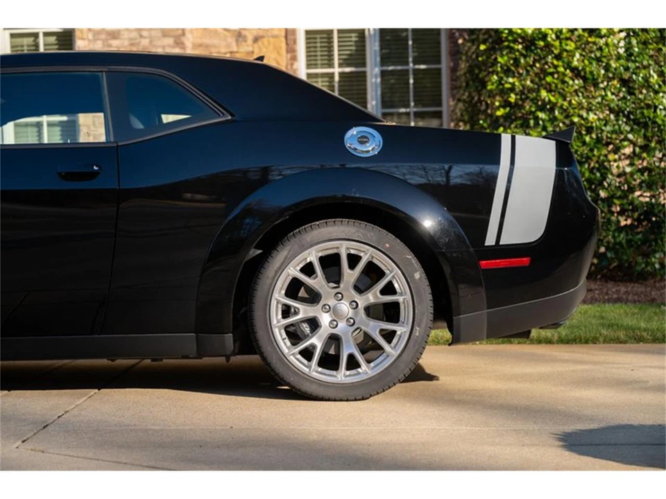 2023 Dodge Challenger 3rd Gen - Image 12 of 31