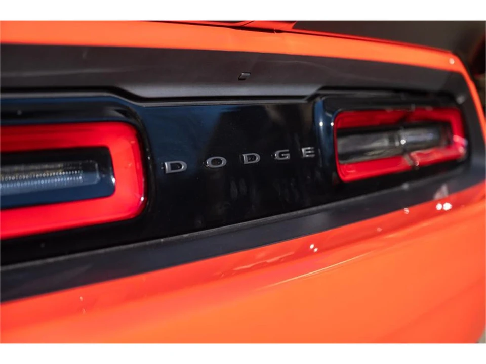 2023 Dodge Challenger 3rd Gen - Image 27 of 31