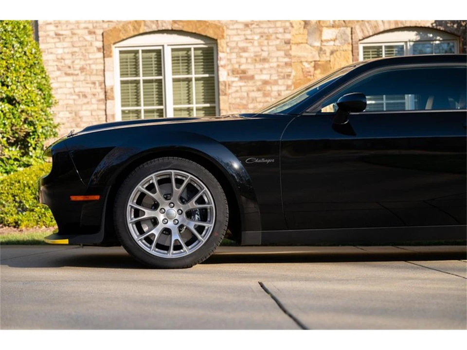 2023 Dodge Challenger 3rd Gen - Image 11 of 31