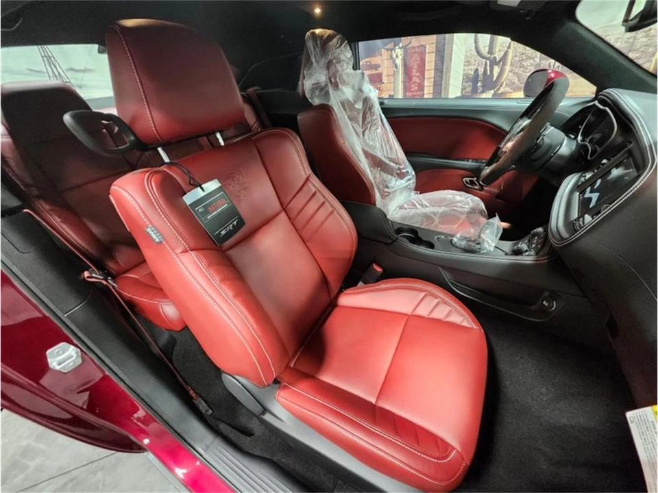 2023 Dodge Challenger 3rd Gen - Image 29 of 31