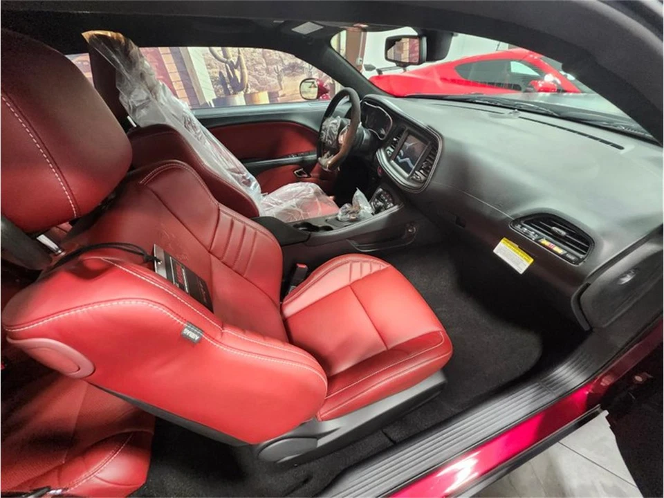 2023 Dodge Challenger 3rd Gen - Image 28 of 31