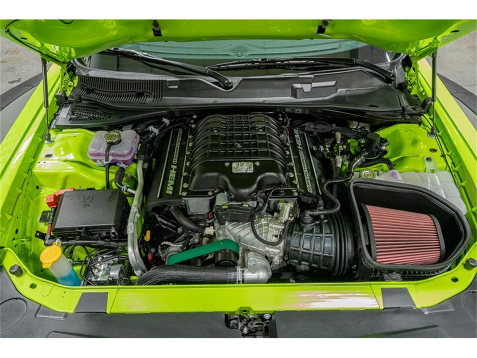 2023 Dodge Challenger 3rd Gen - Image 15 of 31