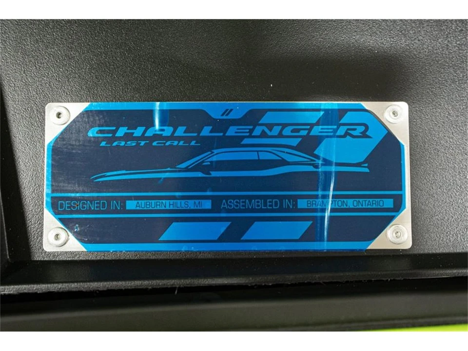 2023 Dodge Challenger 3rd Gen - Image 20 of 31
