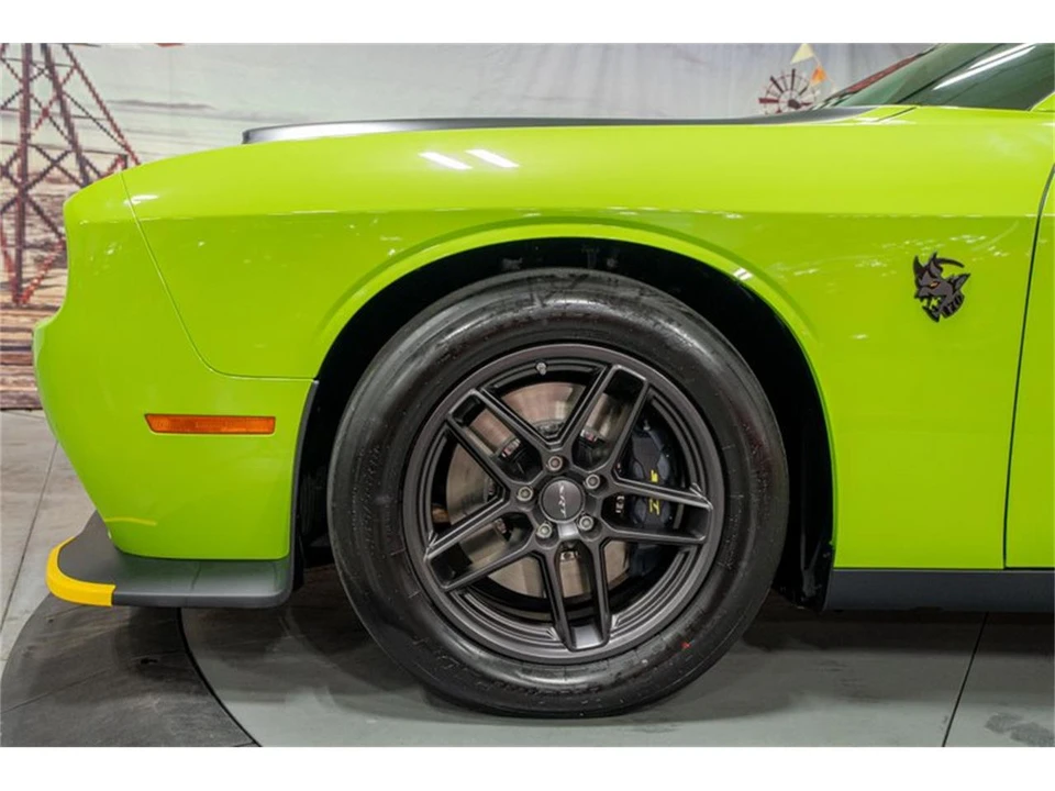 2023 Dodge Challenger 3rd Gen - Image 10 of 31