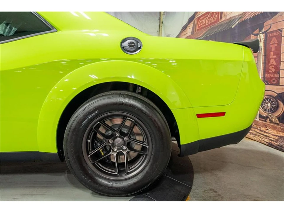 2023 Dodge Challenger 3rd Gen - Image 13 of 31