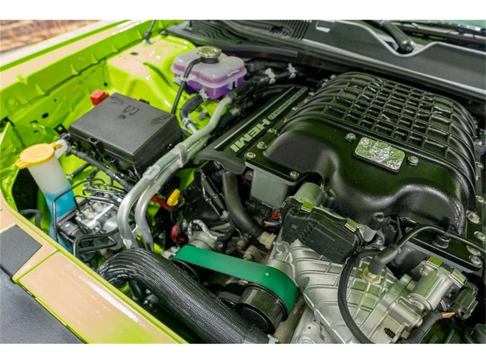 2023 Dodge Challenger 3rd Gen - Image 18 of 31