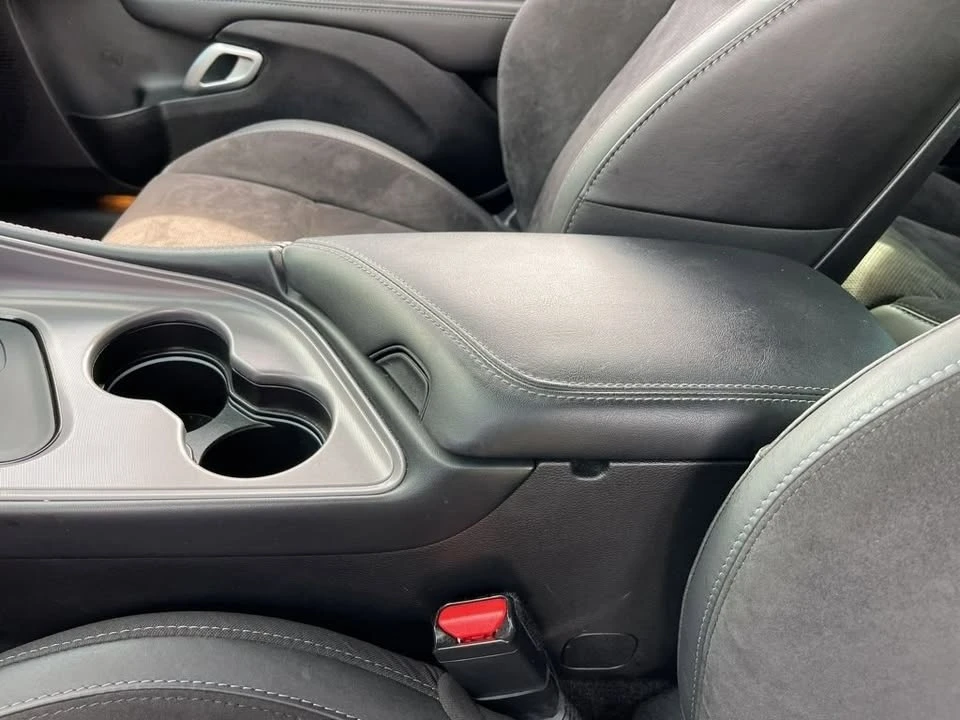 2023 Dodge Challenger 3rd Gen - Image 14 of 19