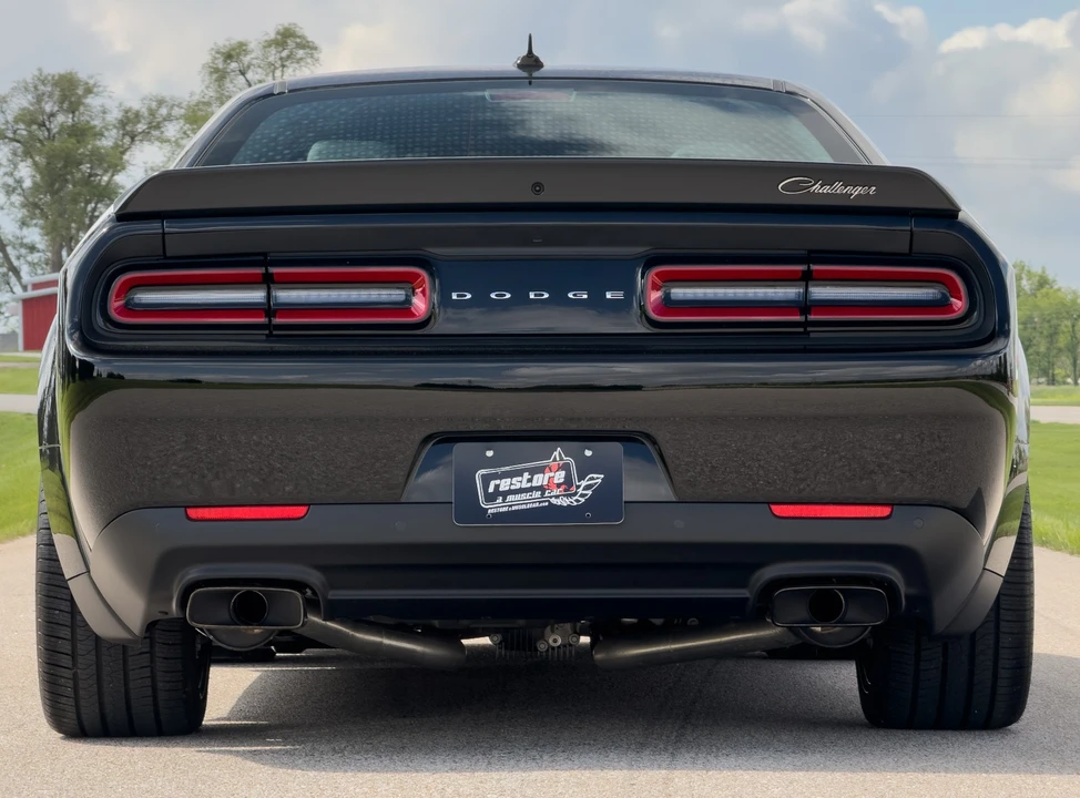 2023 Dodge Challenger SRT Hellcat 3rd Gen - Image 7 of 31