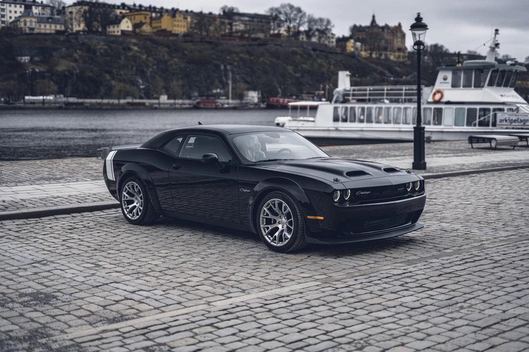 2023 Dodge Challenger 3rd Gen - Image 9 of 31