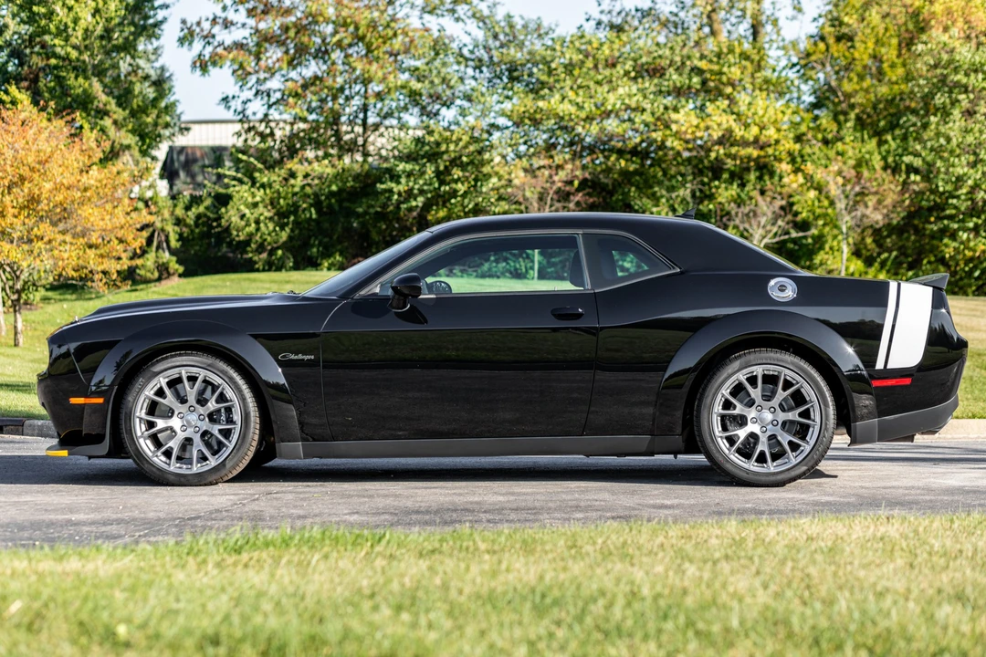2023 Dodge Challenger SRT Hellcat 3rd Gen - Image 8 of 31