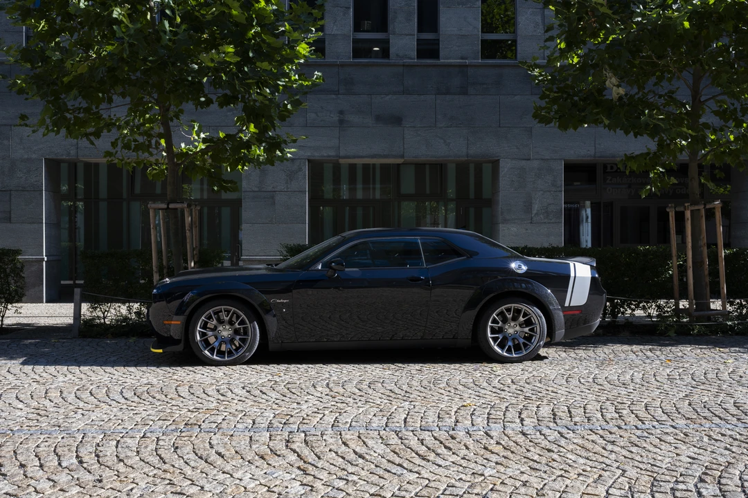 2023 Dodge Challenger 3rd Gen - Image 4 of 31
