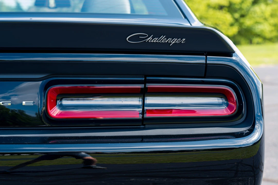 2023 Dodge Challenger SRT Hellcat 3rd Gen - Image 22 of 31