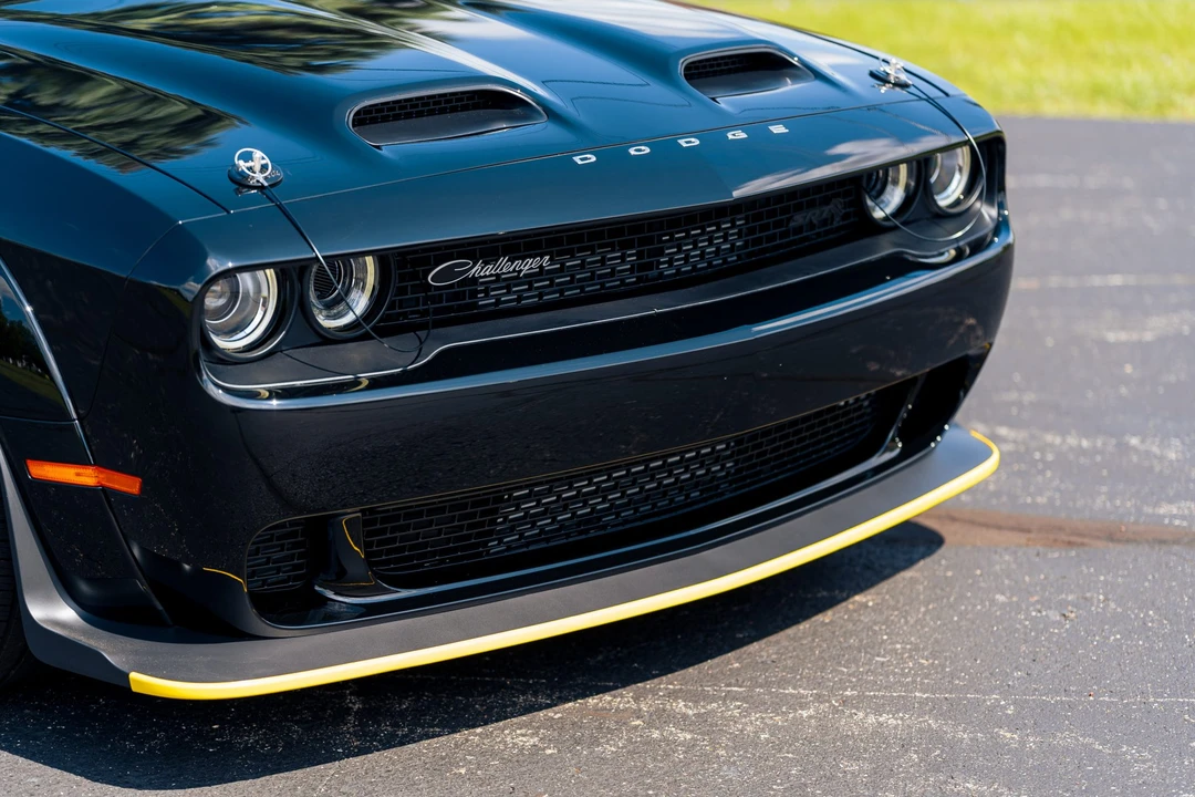 2023 Dodge Challenger SRT Hellcat 3rd Gen - Image 19 of 31