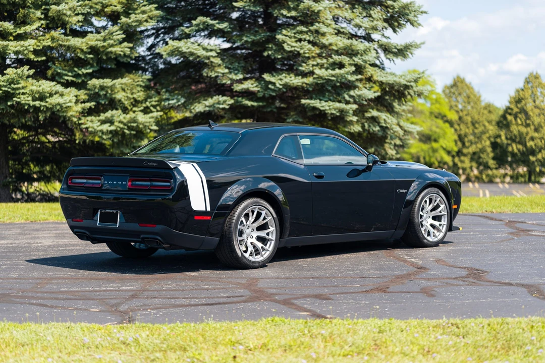 2023 Dodge Challenger SRT Hellcat 3rd Gen - Image 9 of 31