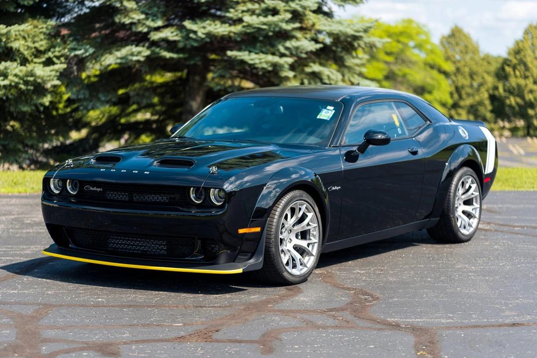 2023 Dodge Challenger SRT Hellcat 3rd Gen - Image 3 of 31