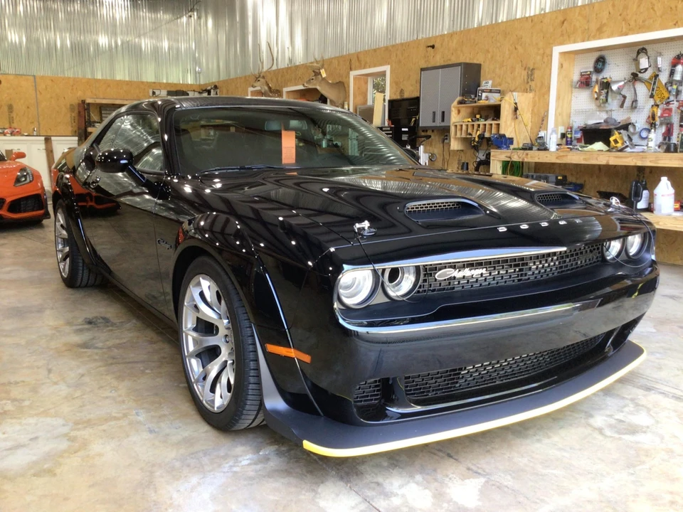 2023 Dodge Challenger SRT Hellcat 3rd Gen - Image 17 of 31