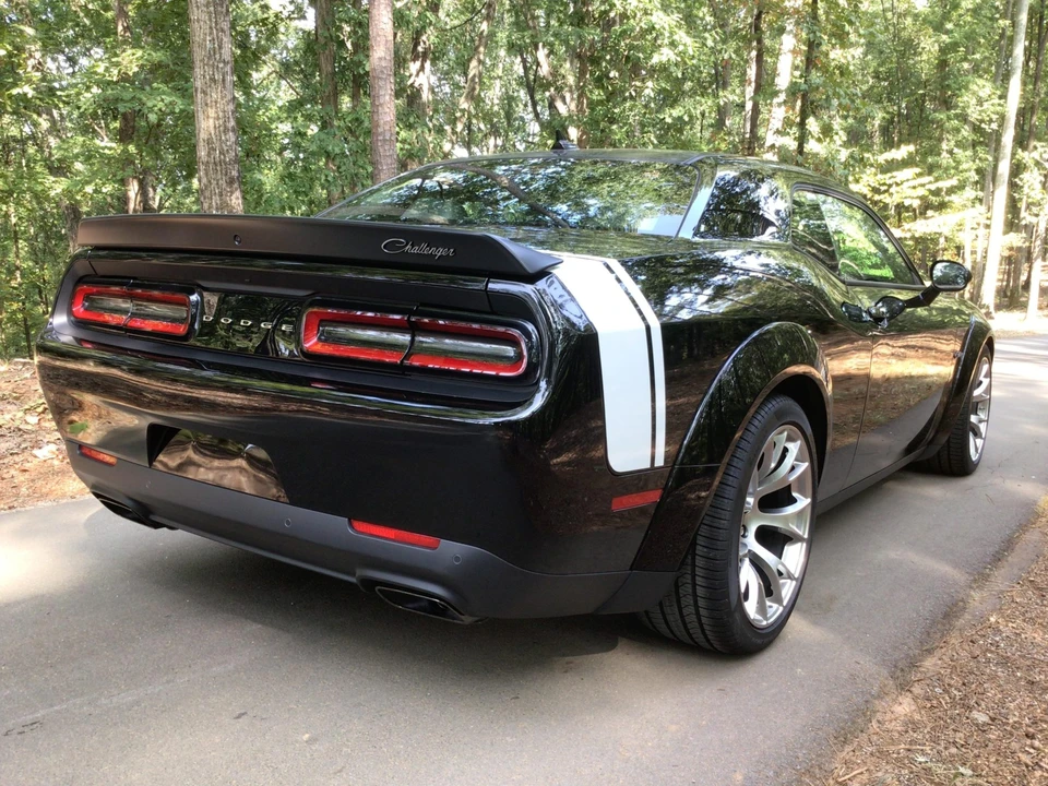 2023 Dodge Challenger SRT Hellcat 3rd Gen - Image 10 of 31