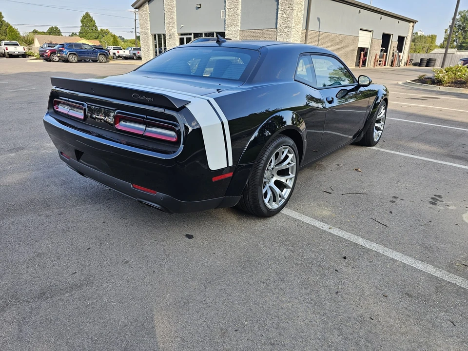 2023 Dodge Challenger SRT Hellcat 3rd Gen - Image 9 of 31