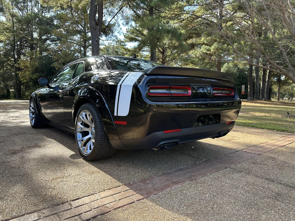 2023 Dodge Challenger SRT Hellcat 3rd Gen - Image 12 of 31
