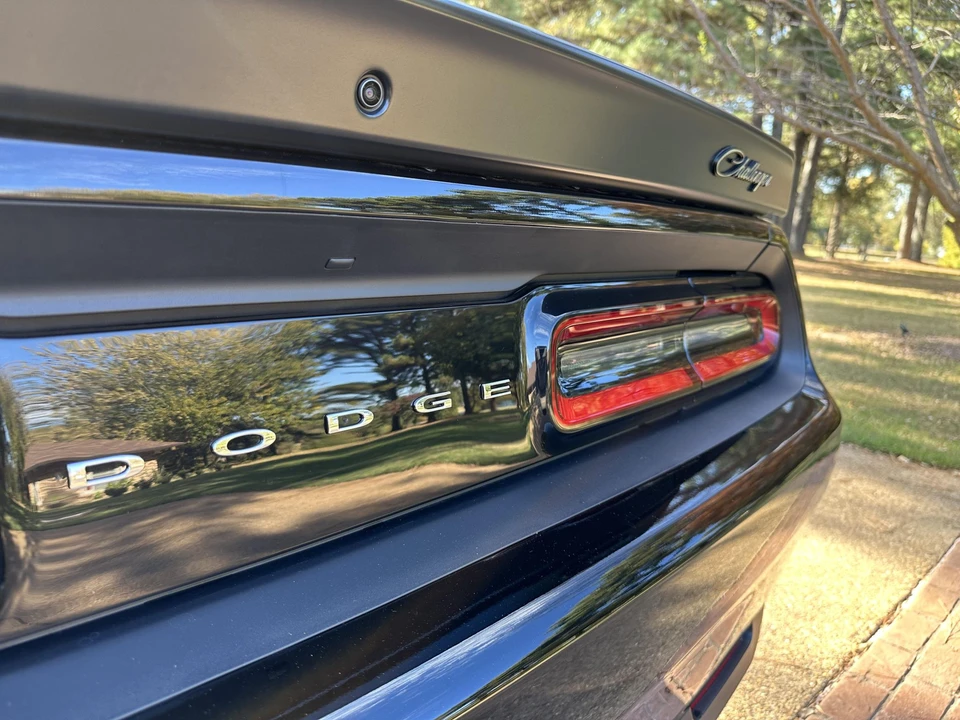 2023 Dodge Challenger SRT Hellcat 3rd Gen - Image 29 of 31