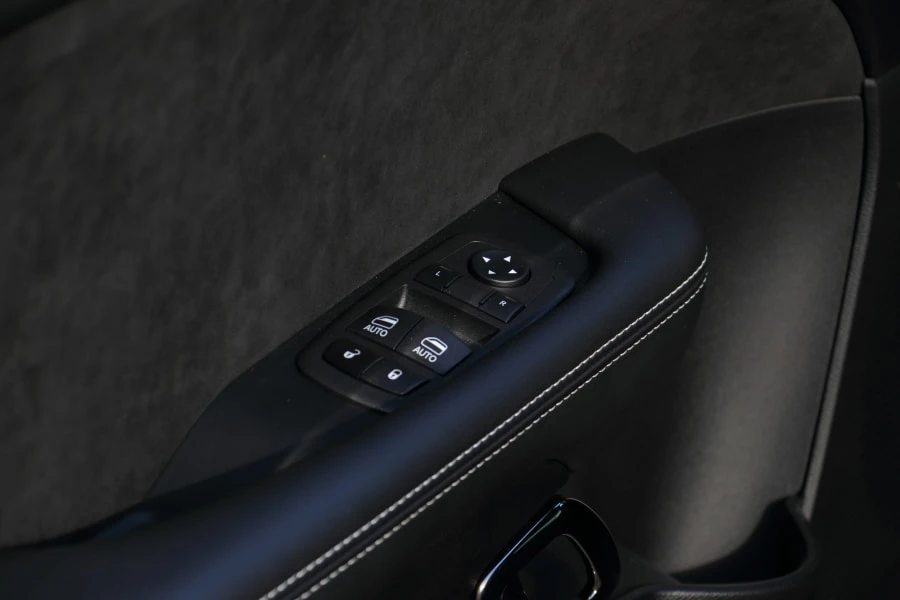 2023 Dodge Challenger SRT Hellcat 3rd Gen - Image 27 of 31