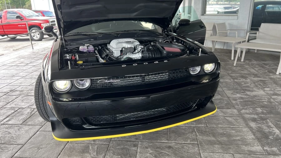 2023 Dodge Challenger SRT Hellcat 3rd Gen - Image 27 of 30