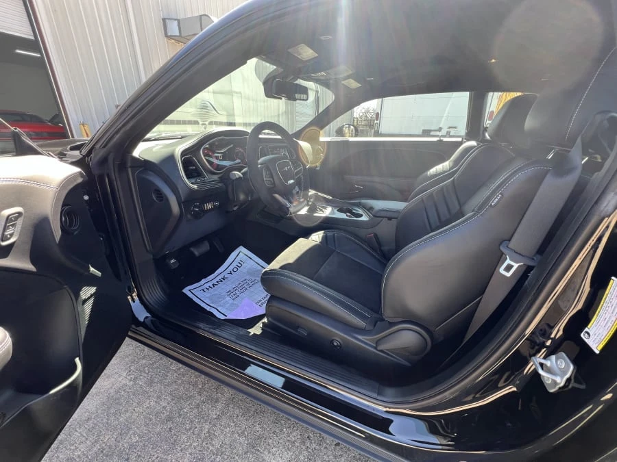 2023 Dodge Challenger SRT Hellcat 3rd Gen - Image 17 of 30
