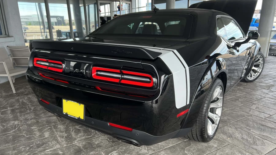 2023 Dodge Challenger SRT Hellcat 3rd Gen - Image 9 of 30