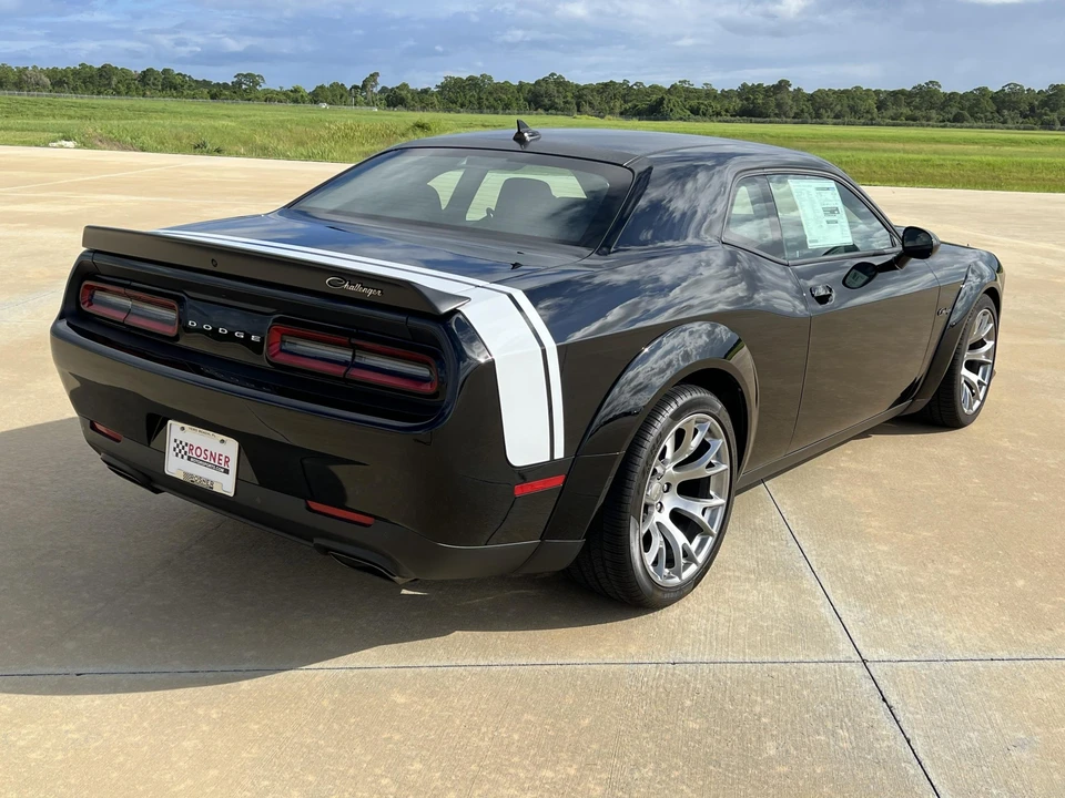 2023 Dodge Challenger SRT Hellcat 3rd Gen - Image 12 of 31