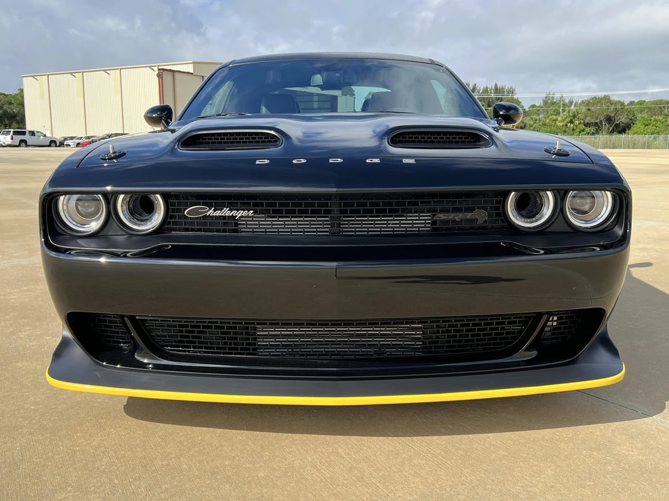 2023 Dodge Challenger SRT Hellcat 3rd Gen - Image 5 of 31