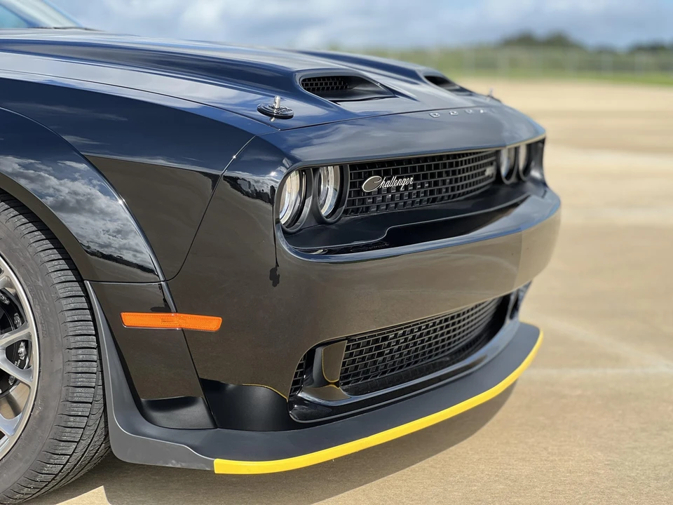 2023 Dodge Challenger SRT Hellcat 3rd Gen - Image 17 of 31